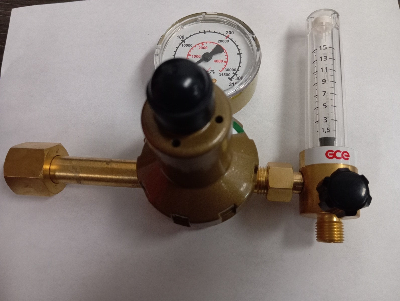 Regulador para oxÃ­geno medicinal CGA 540 GCE